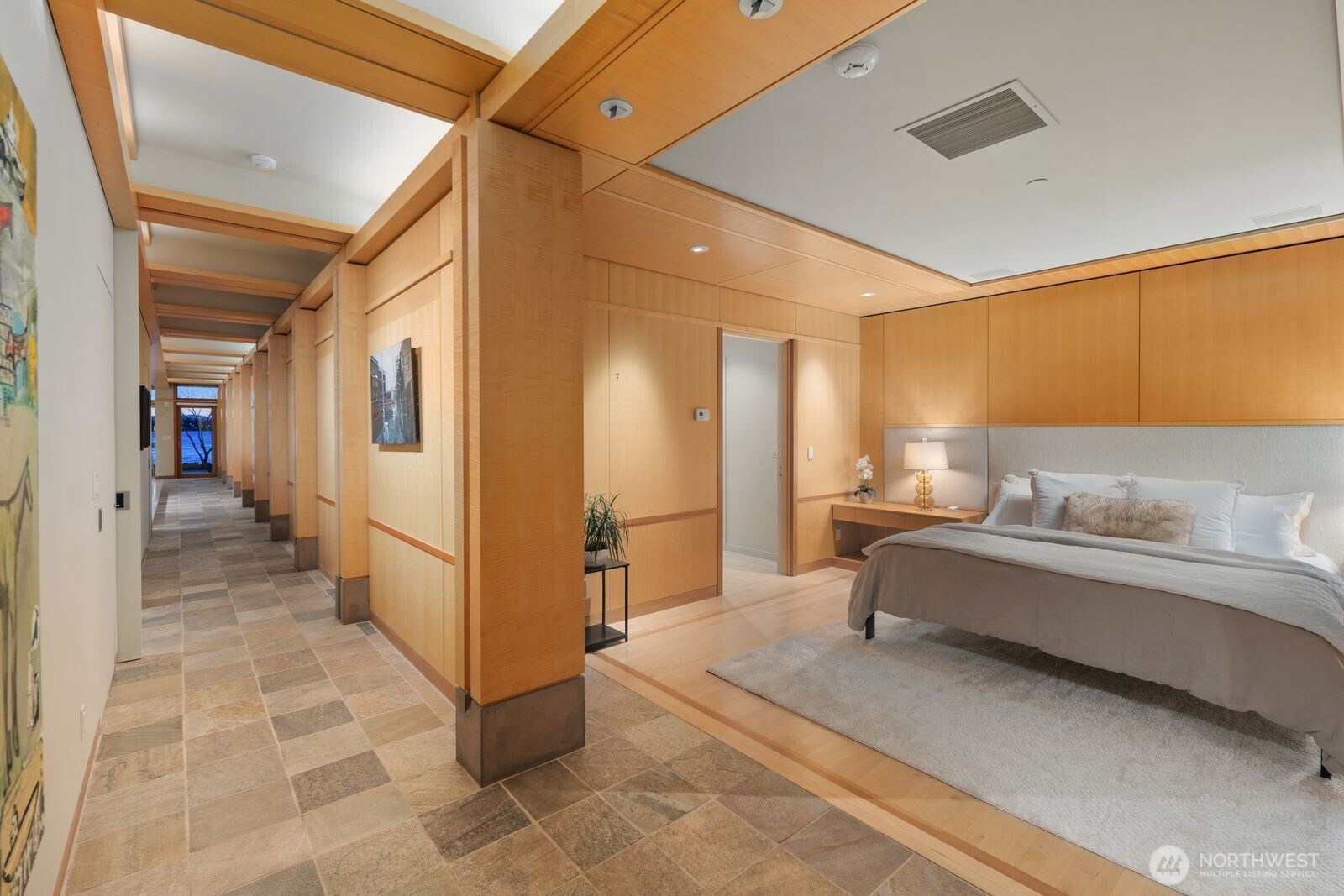 5505 Lake Washington Boulevard NE Unit: 1-E