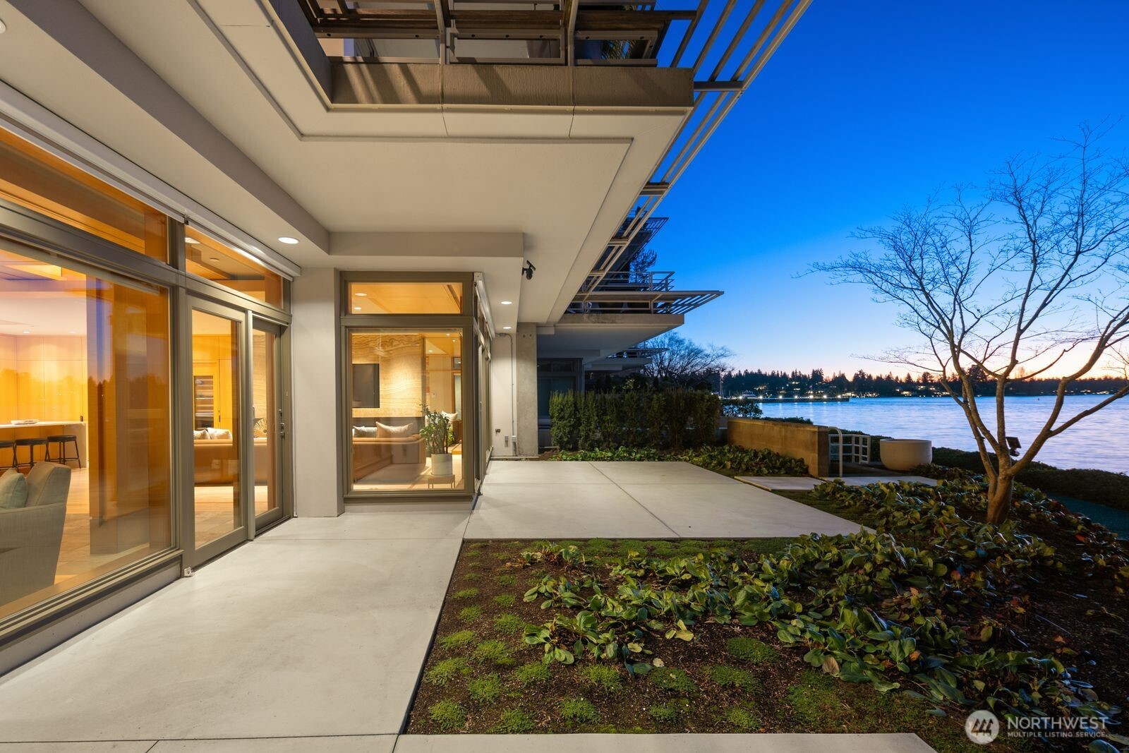 5505 Lake Washington Boulevard NE Unit: 1-E