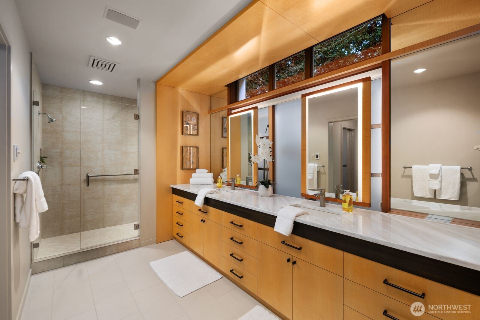 5505 Lake Washington Boulevard NE Unit: 1-E