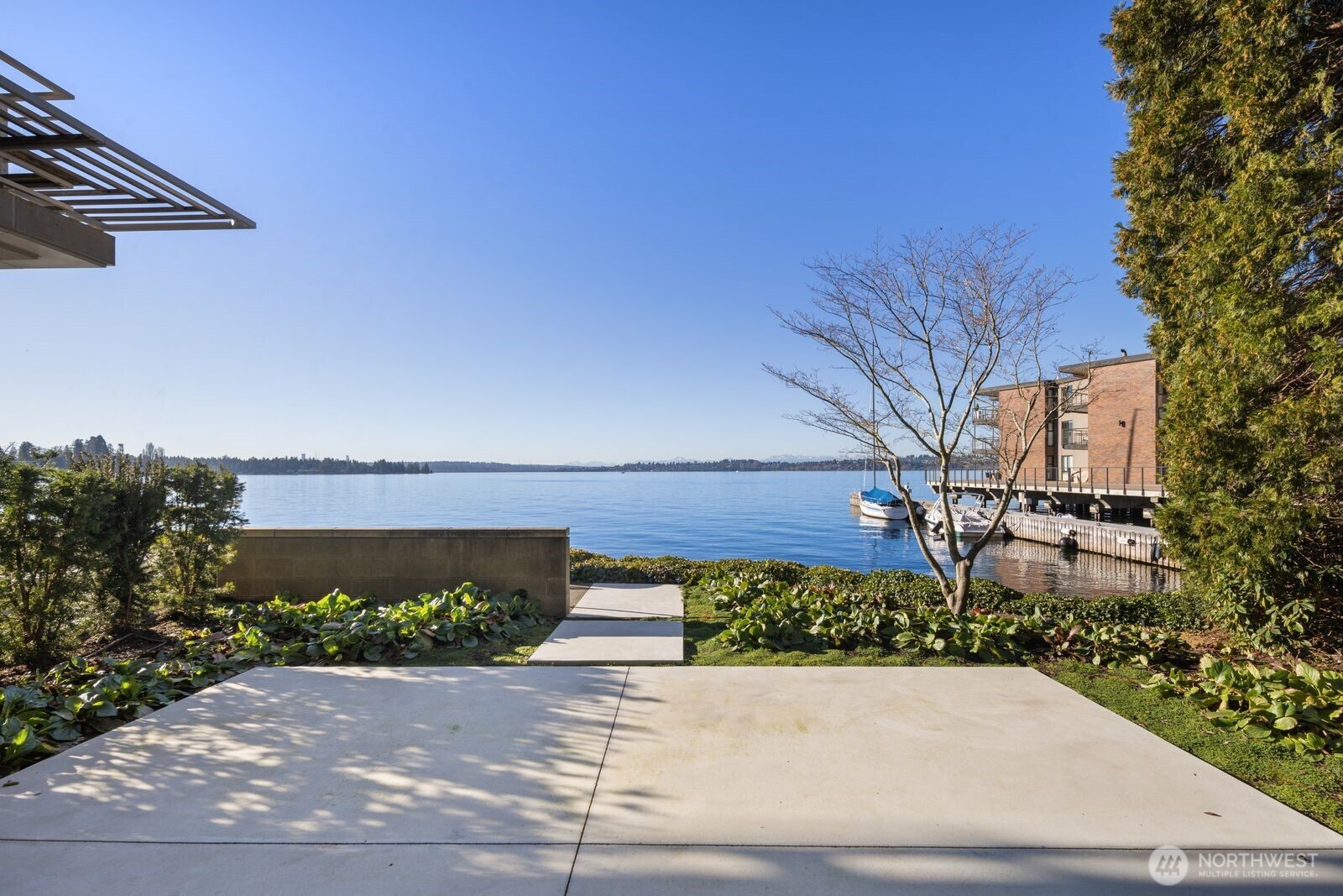 5505 Lake Washington Boulevard NE Unit: 1-E