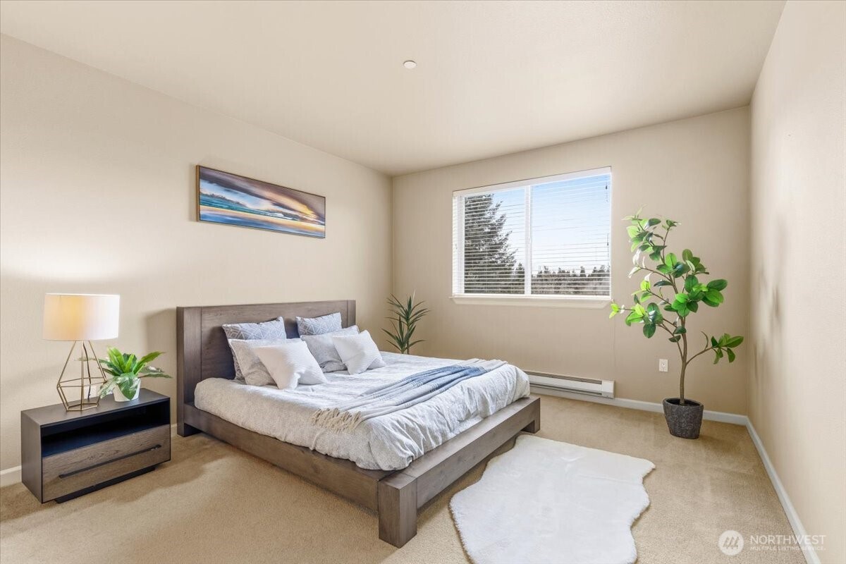 6800 132nd Place SE Unit: E203