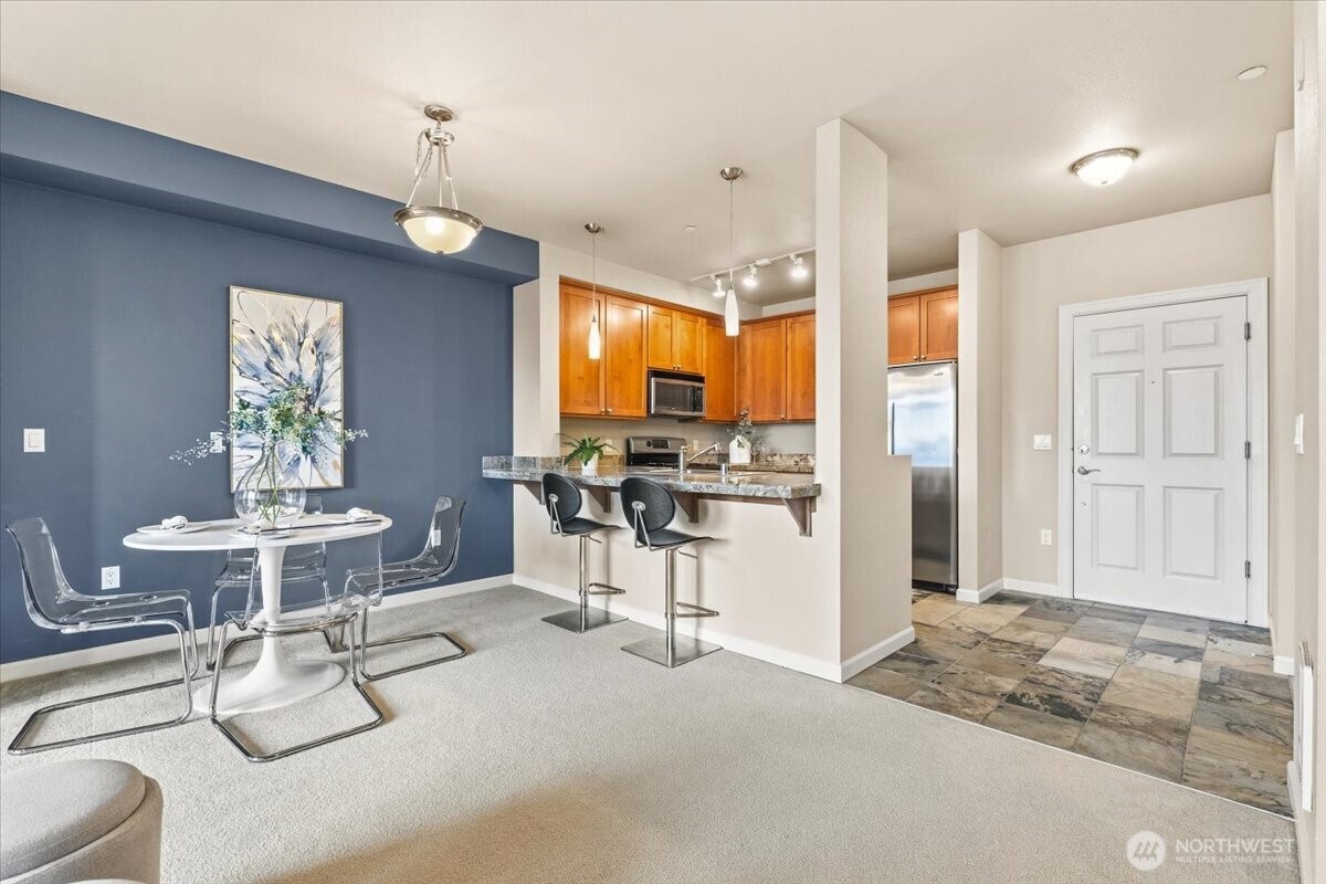 6800 132nd Place SE Unit: E203