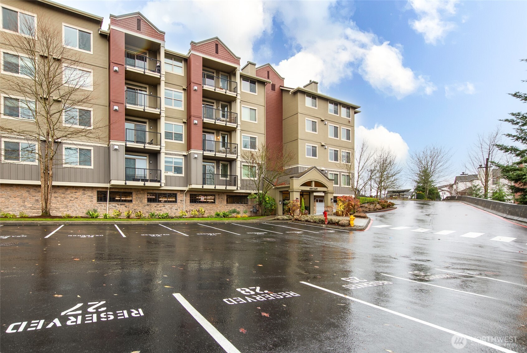 6800 132nd Place SE Unit: E203