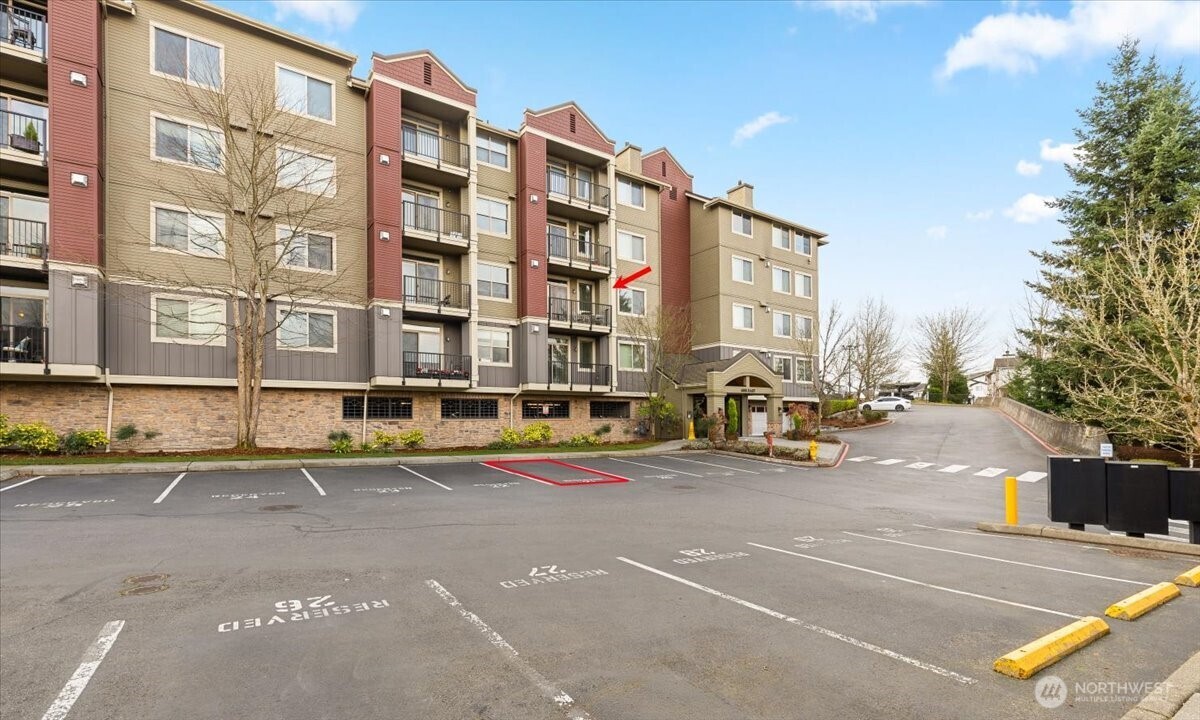 6800 132nd Place SE Unit: E203