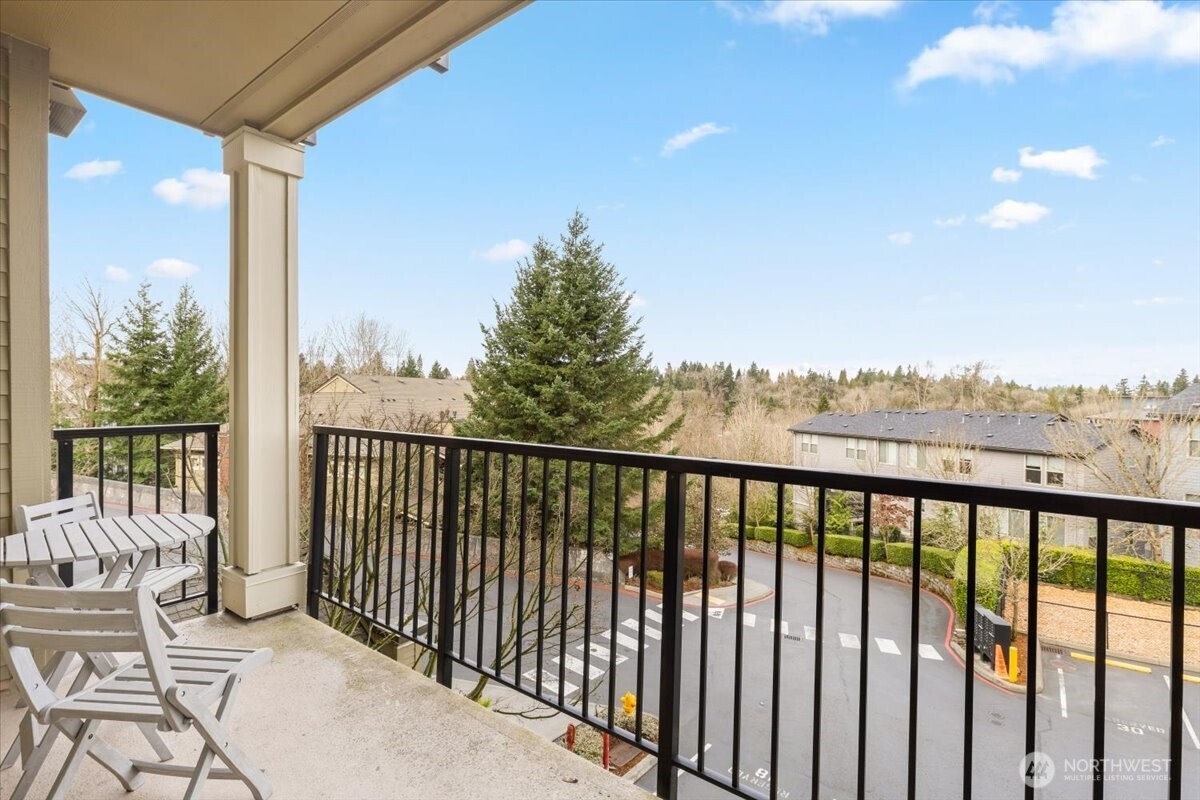 6800 132nd Place SE Unit: E203