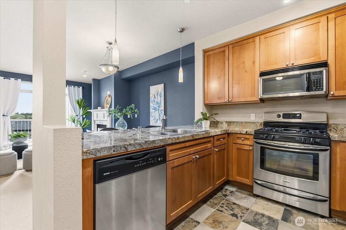 6800 132nd Place SE Unit: E203