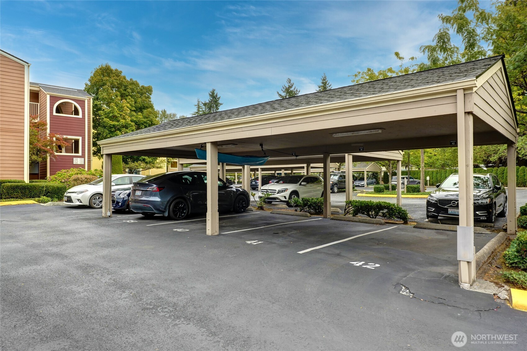 7292 W Lake Sammamish Parkway NE Unit: 4-306