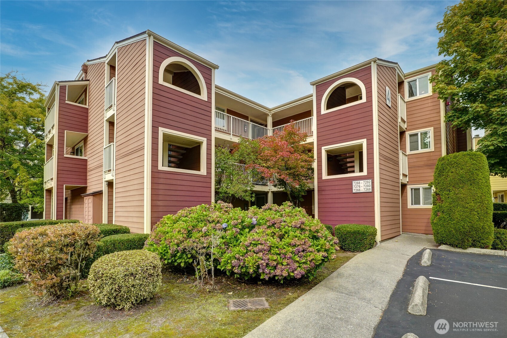 7292 W Lake Sammamish Parkway NE Unit: 4-306