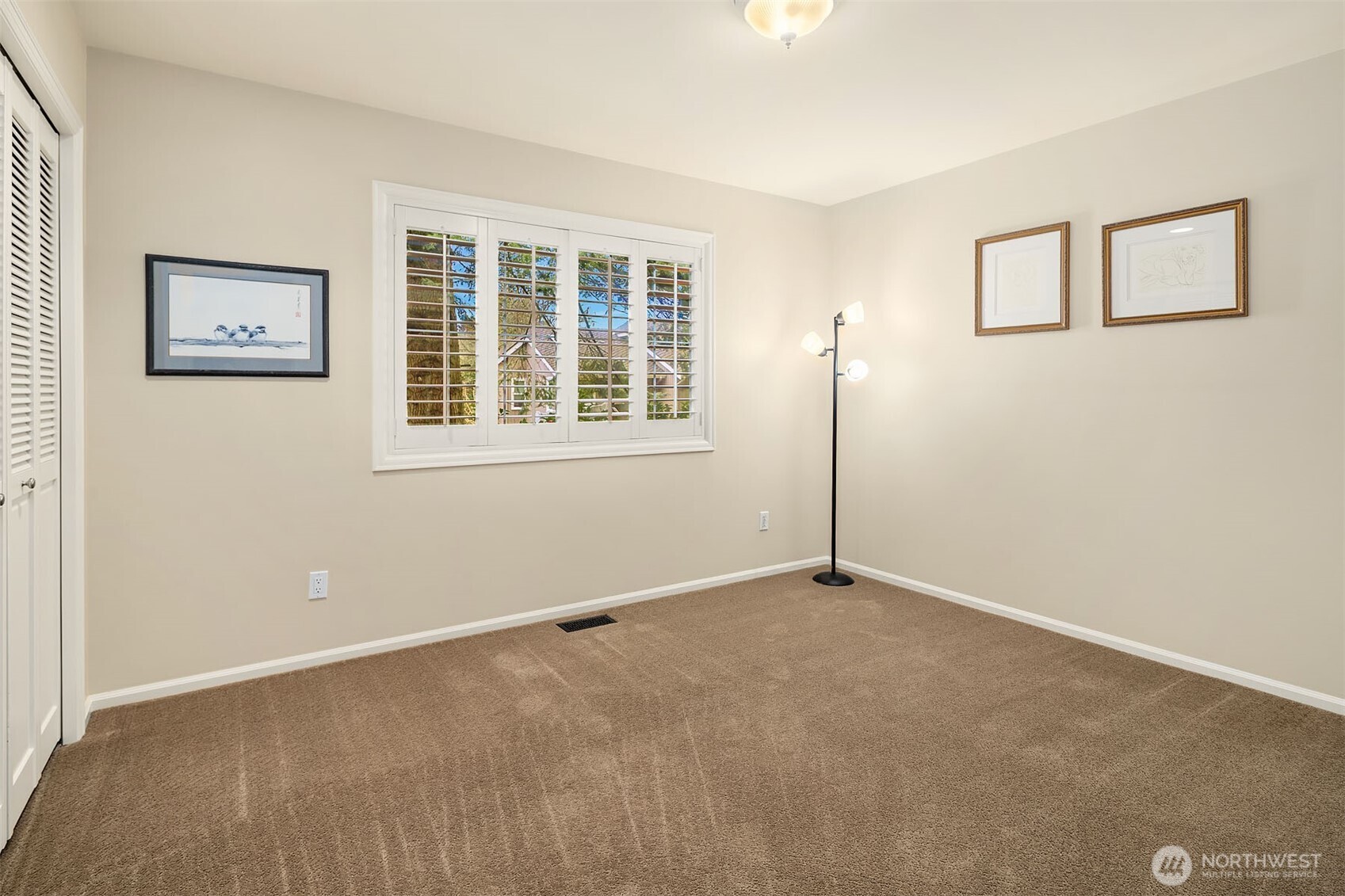 11818 NE 48th Place