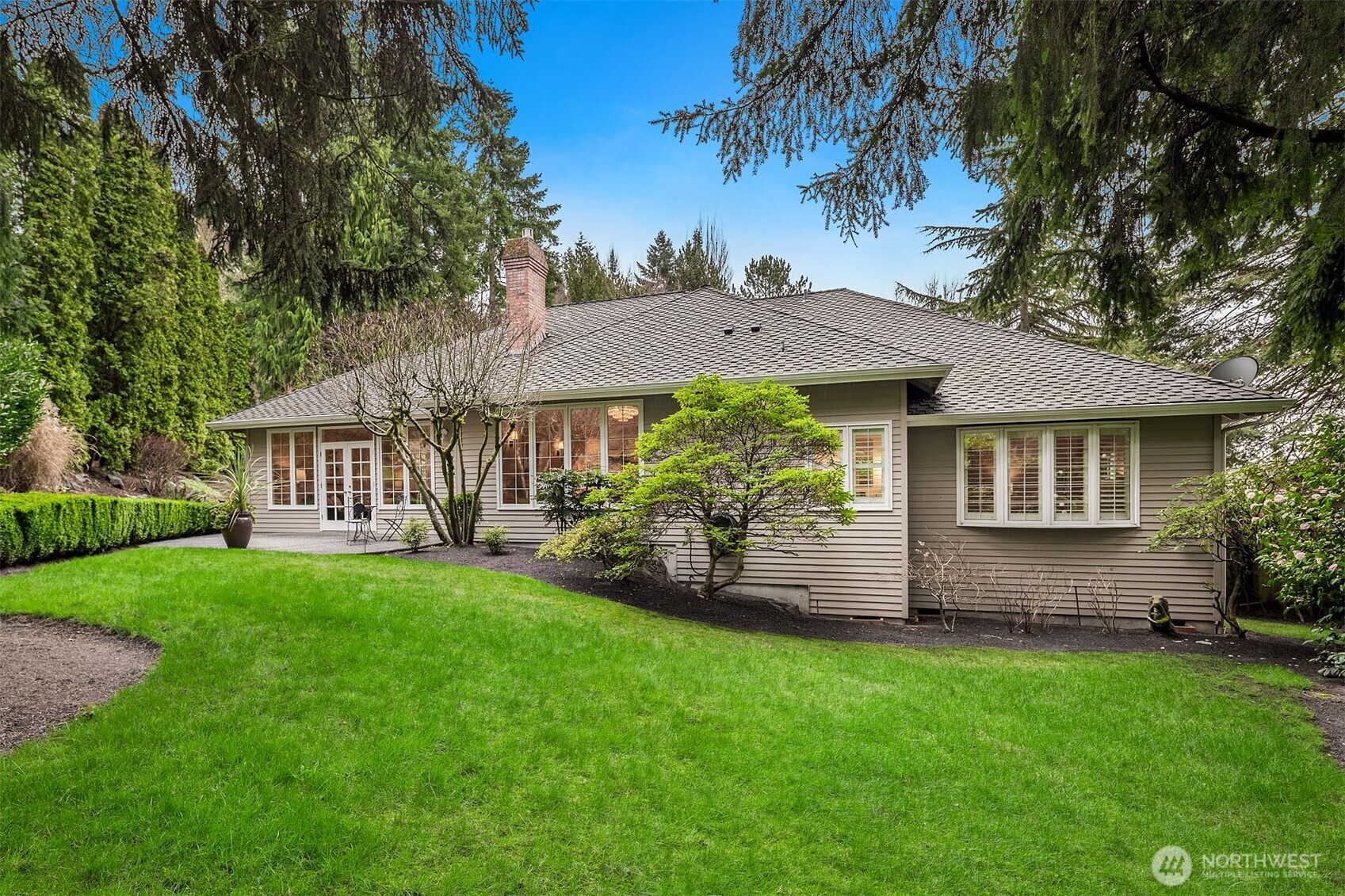11818 NE 48th Place