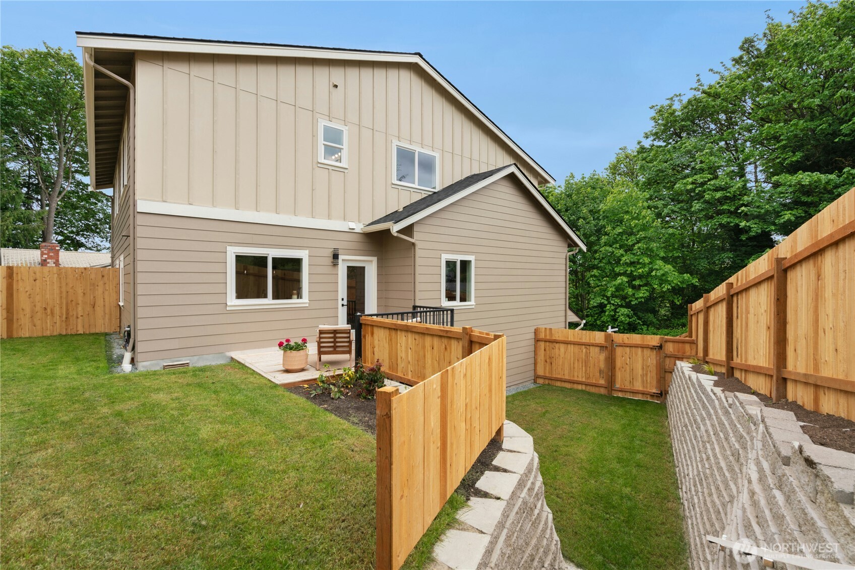 8510 Shadow Wood Drive Unit: A