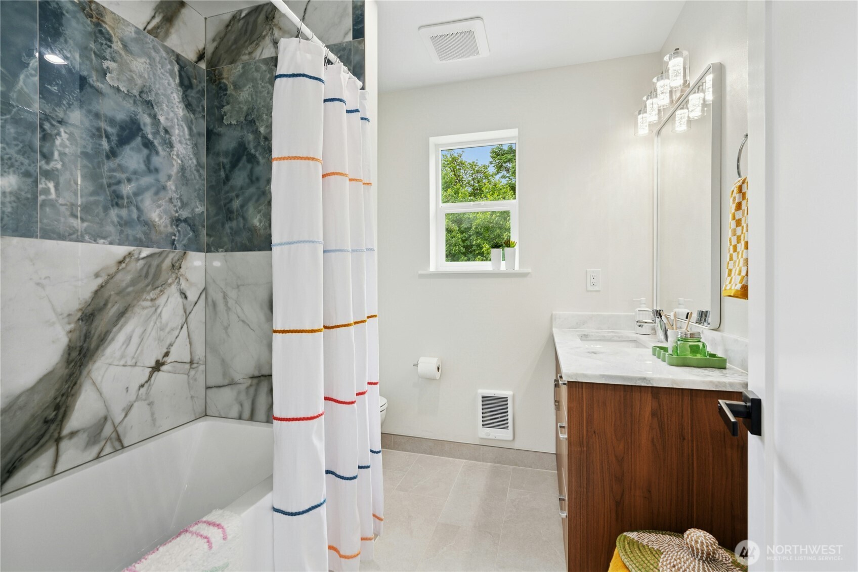 8510 Shadow Wood Drive Unit: A