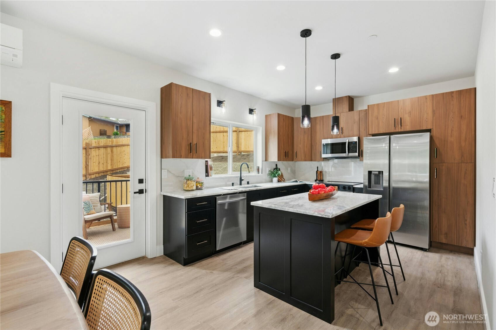 8510 Shadow Wood Drive Unit: A