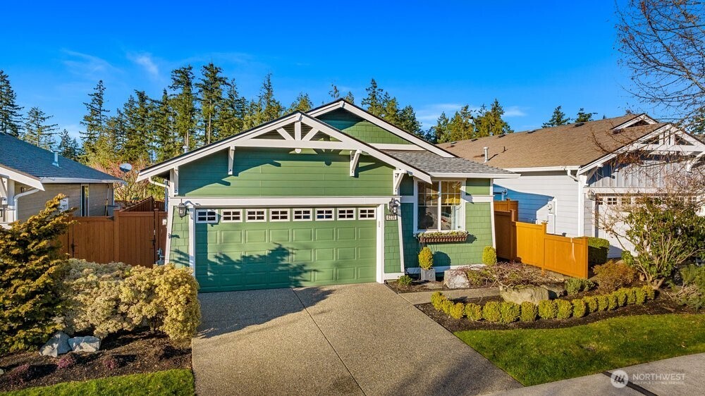 8236 NE Vashon Drive