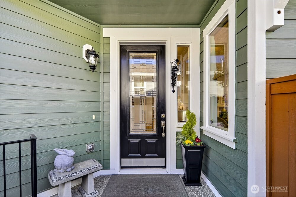 8236 NE Vashon Drive