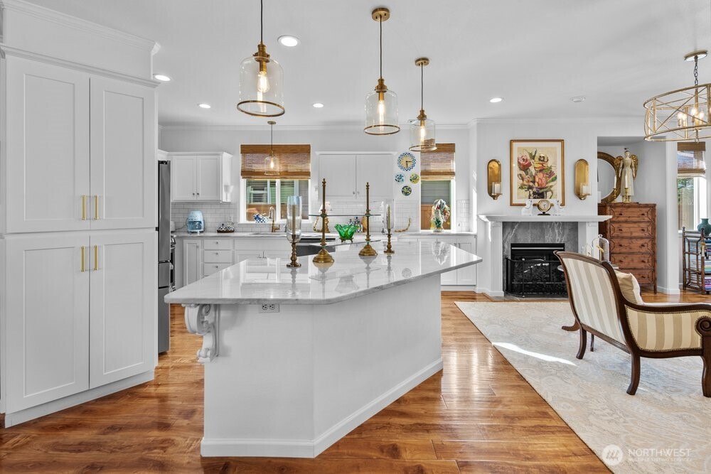 8236 NE Vashon Drive
