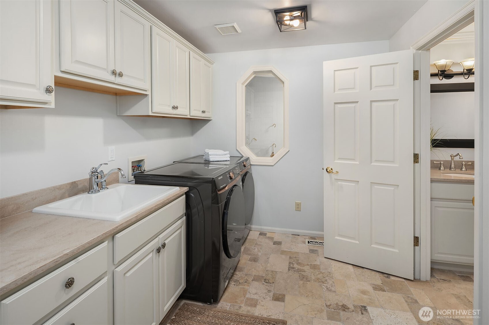20427 NE 64th Place