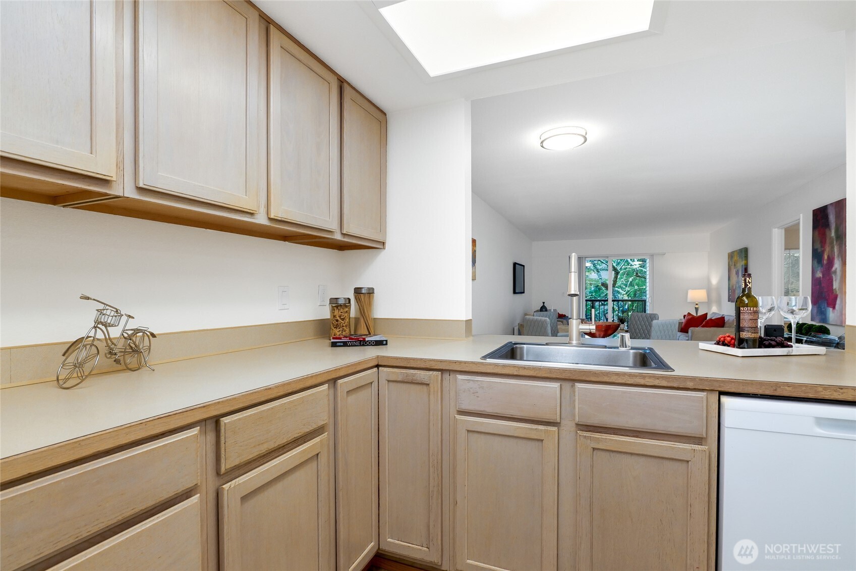 14645 NE 34th St Unit: C9