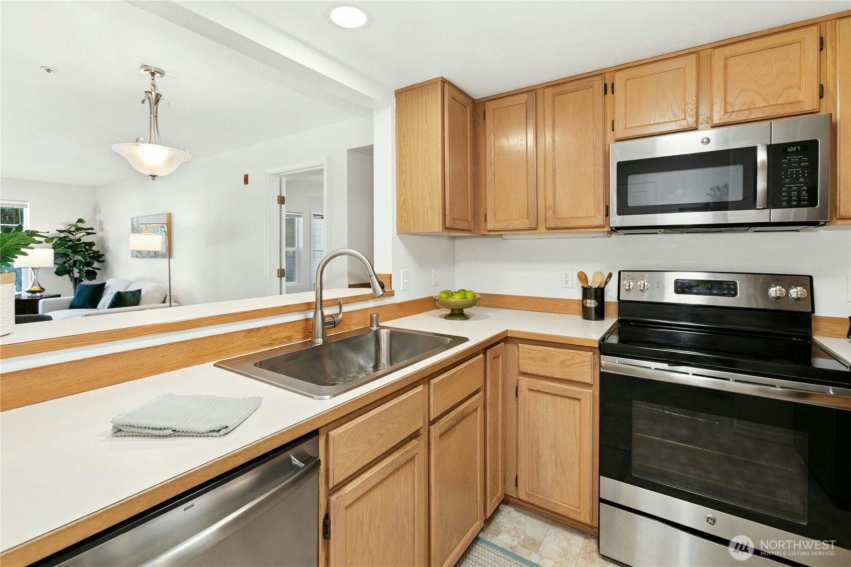 4081 224th Lane SE Unit: 202