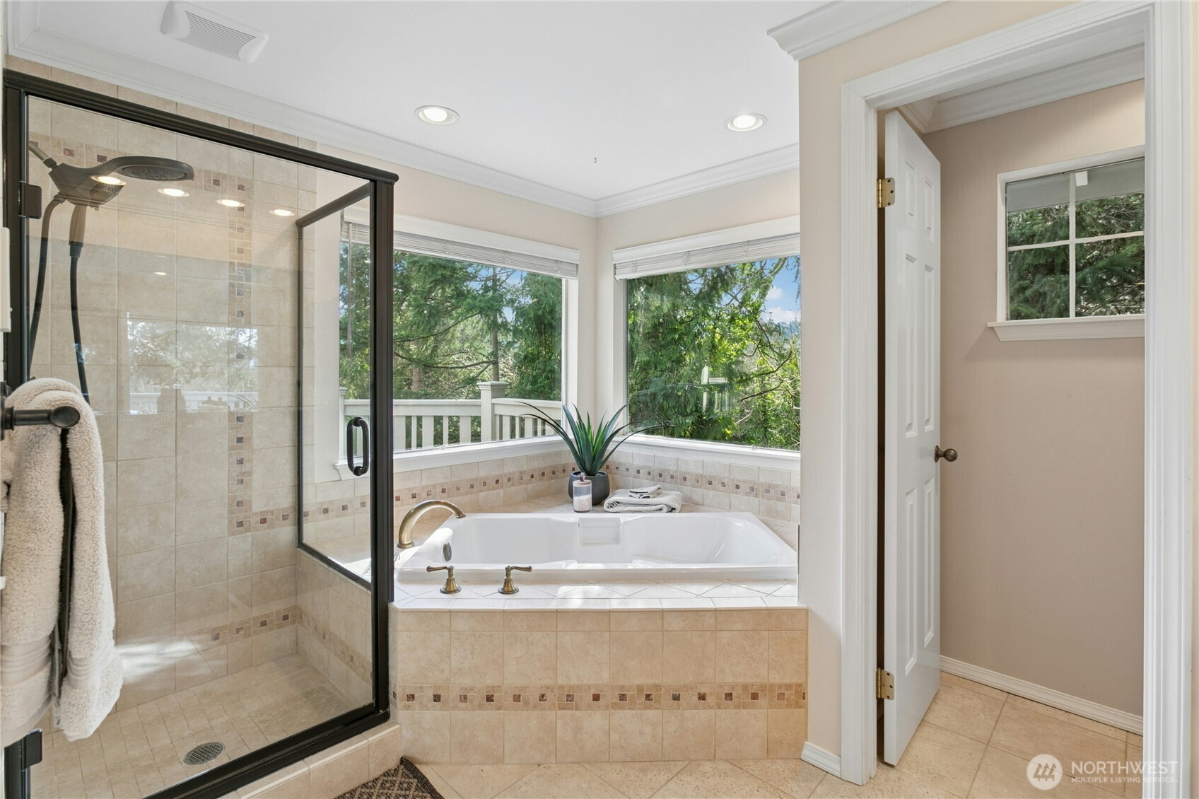 16202 SE 33rd Circle Unit: 2902