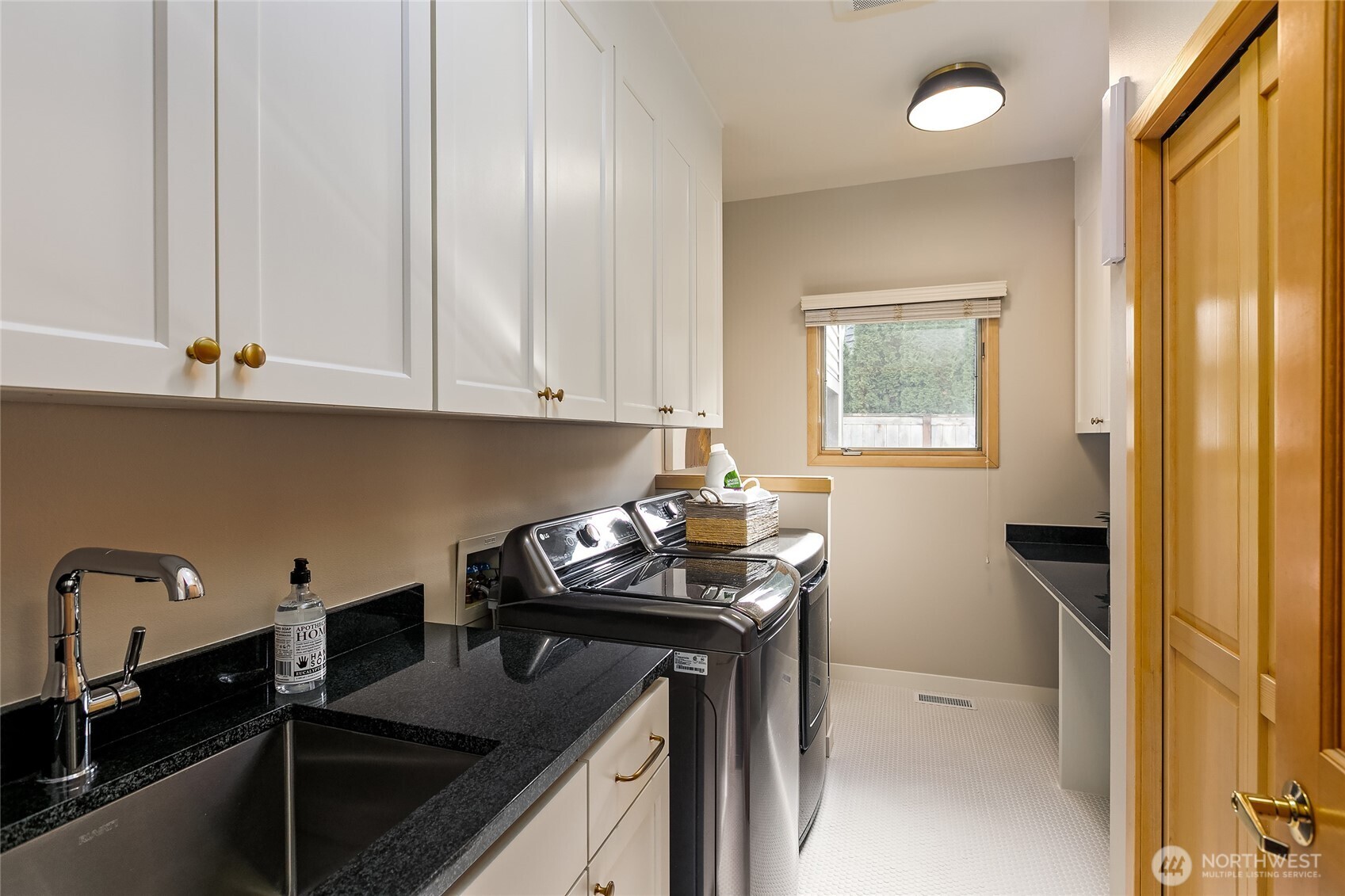 23317 SE 37th Street