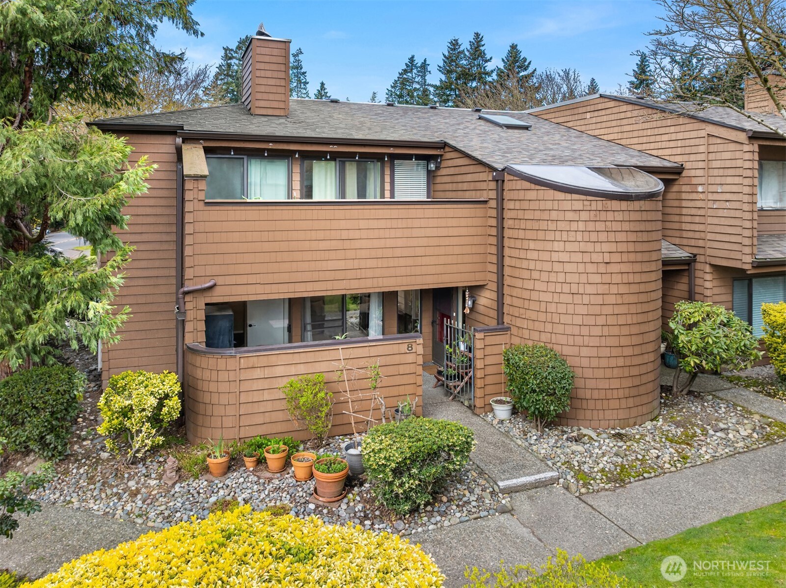 11510 NE 128th Street Unit: 8