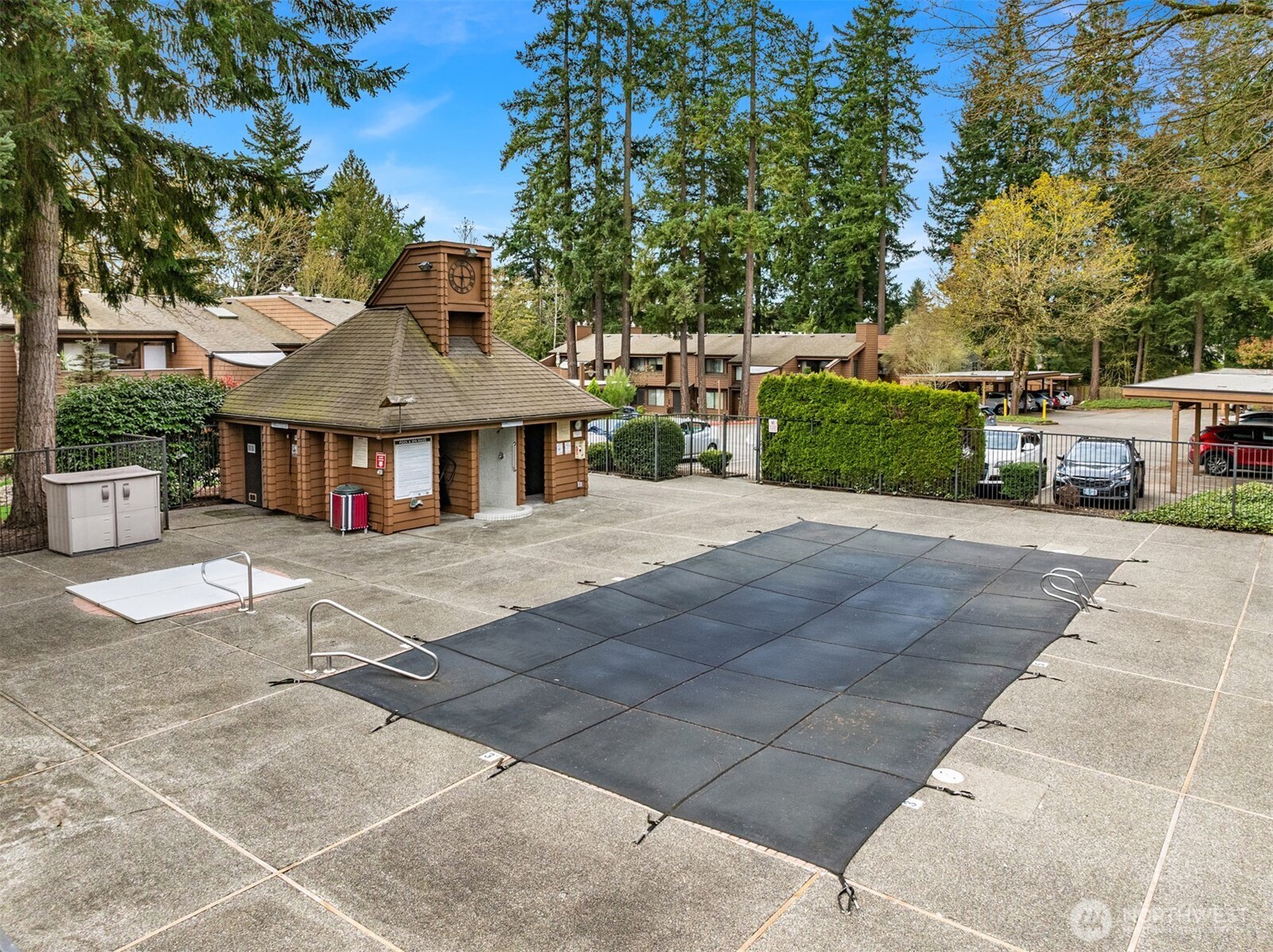 11510 NE 128th Street Unit: 8