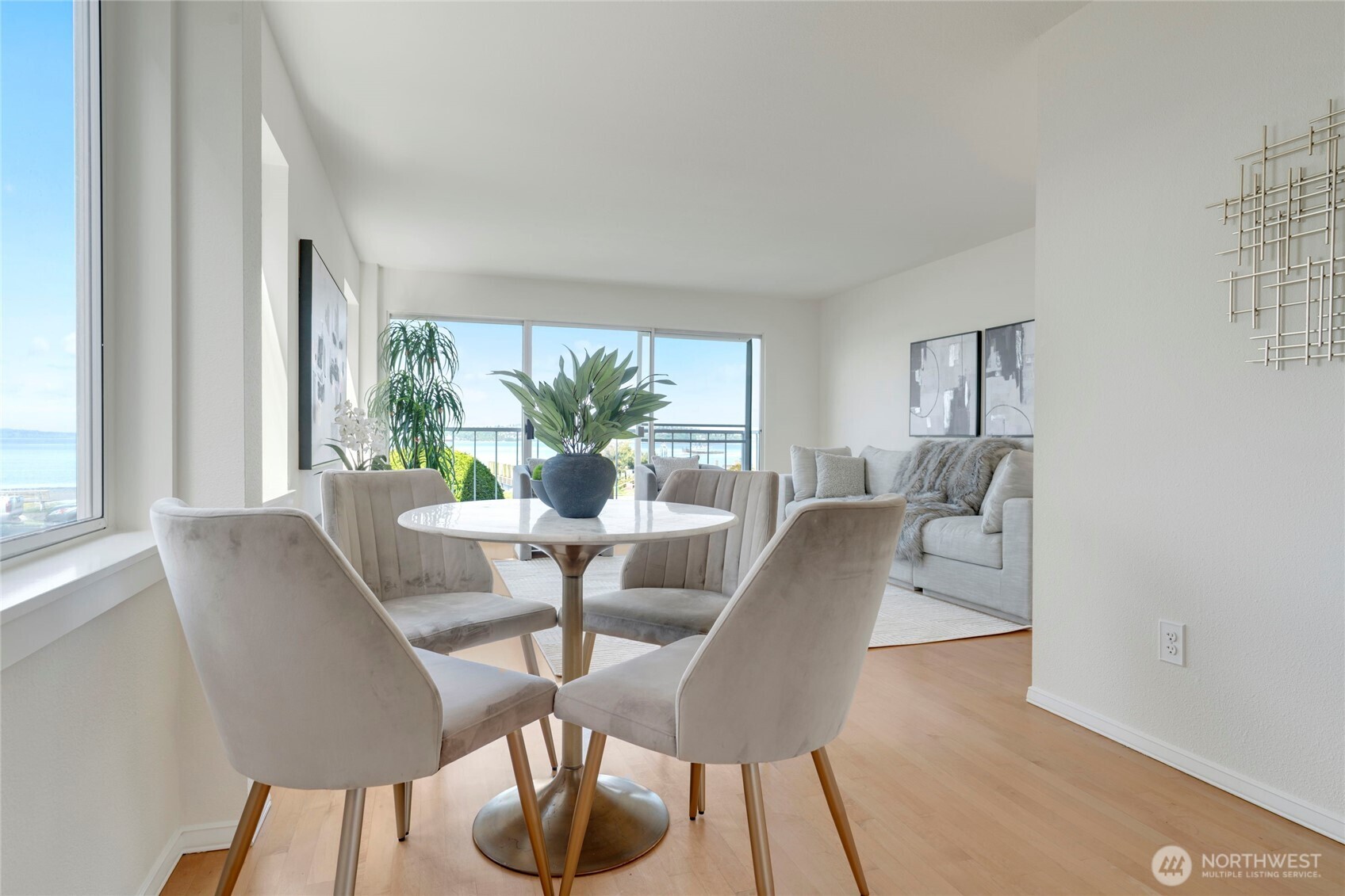 1156 Alki Avenue SW Unit: 105