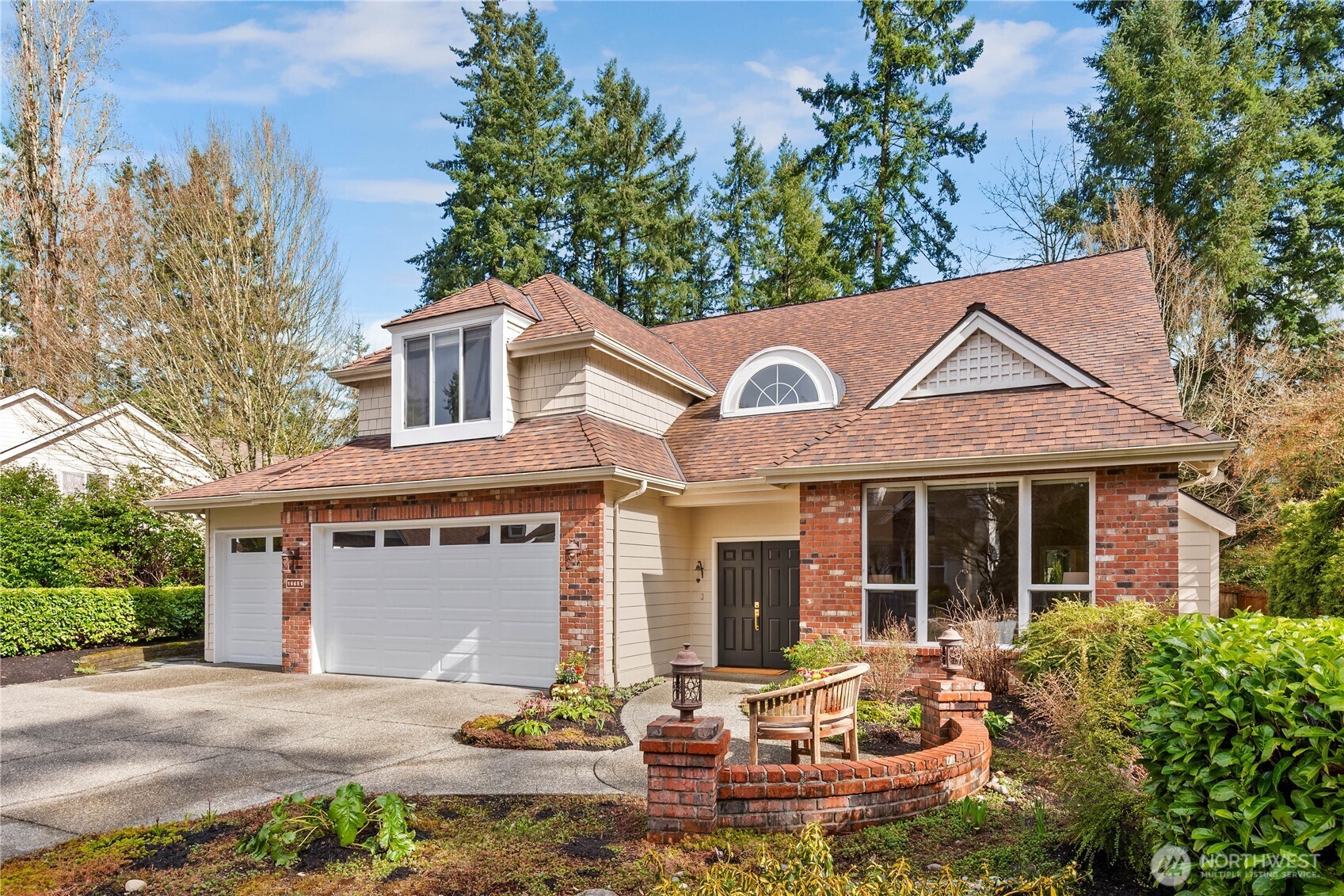 16651 Northup (private lane) Way