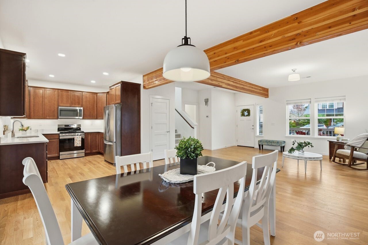 18018 W Columbia Street