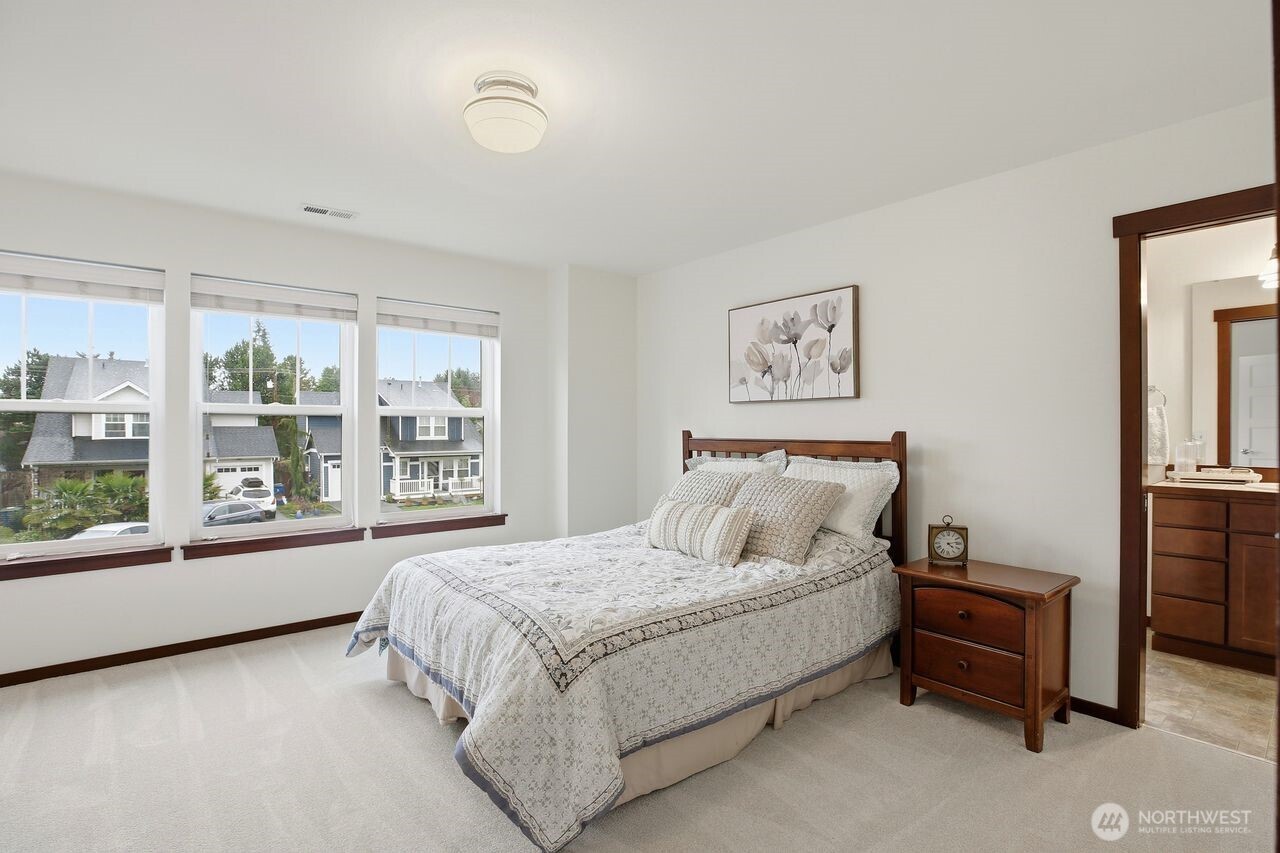 18018 W Columbia Street