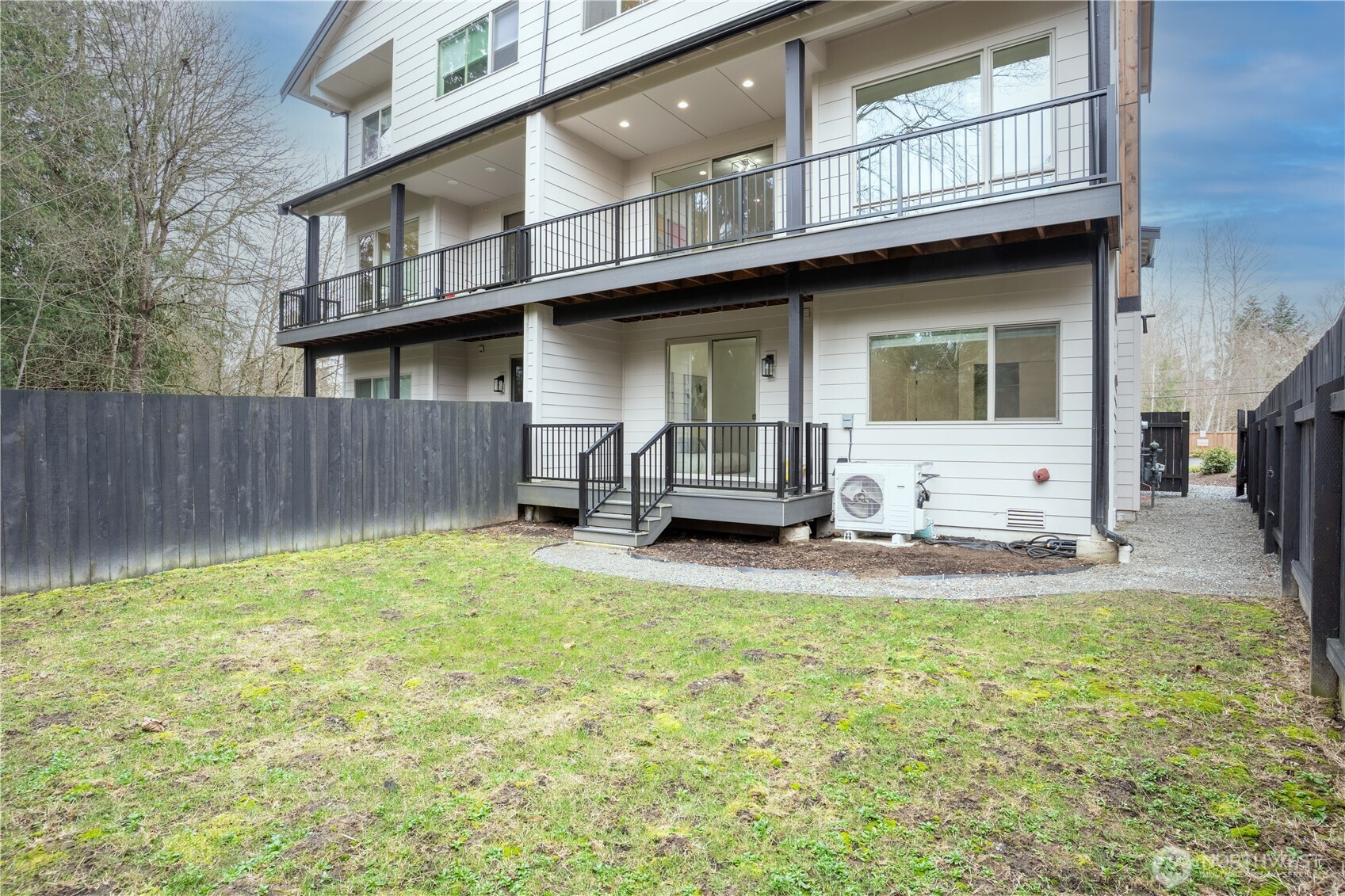 19727 27th Place W Unit: 1