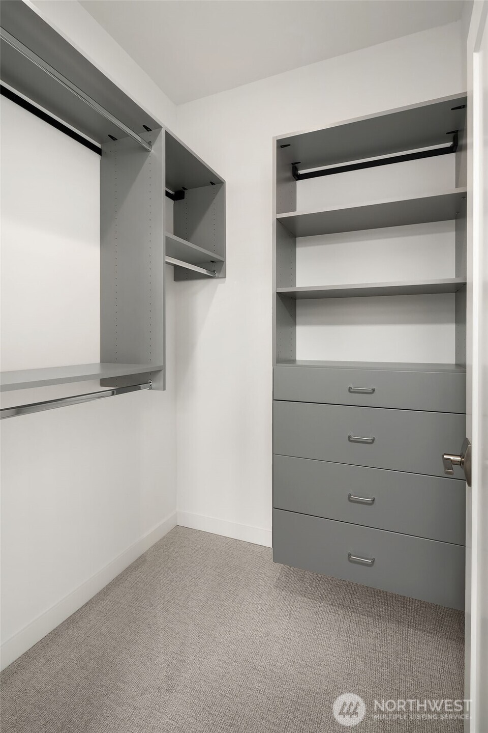 18513 104th Avenue NE Unit: D(4)