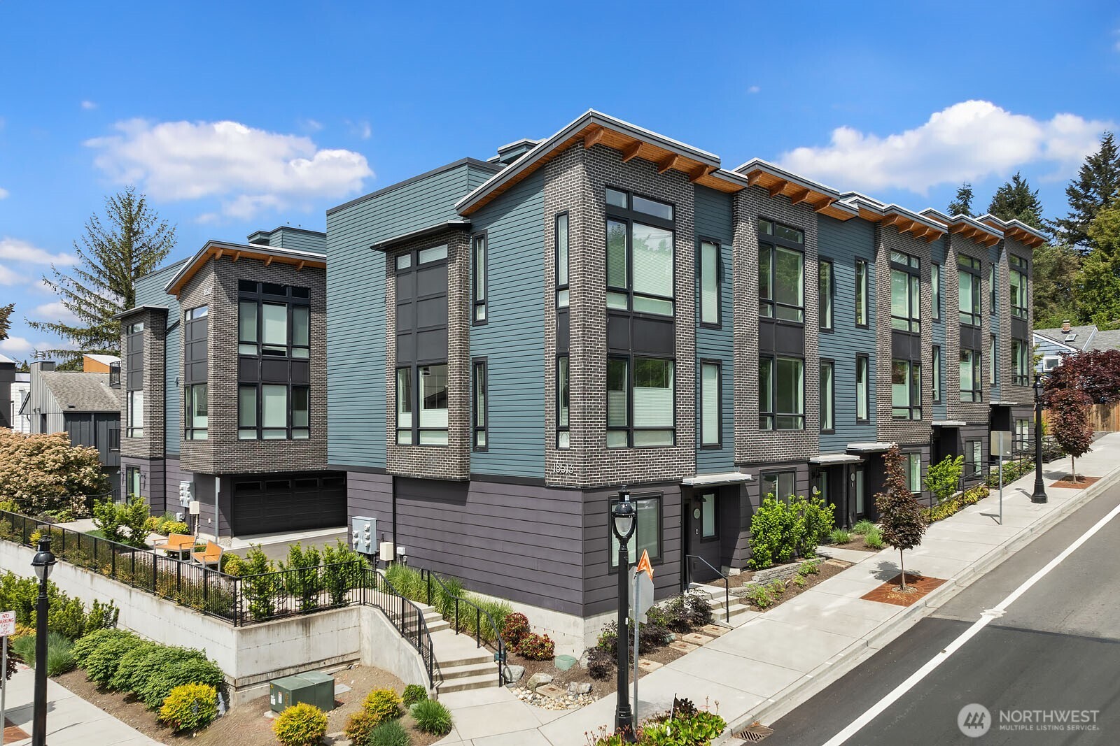 18513 104th Avenue NE Unit: D(4)