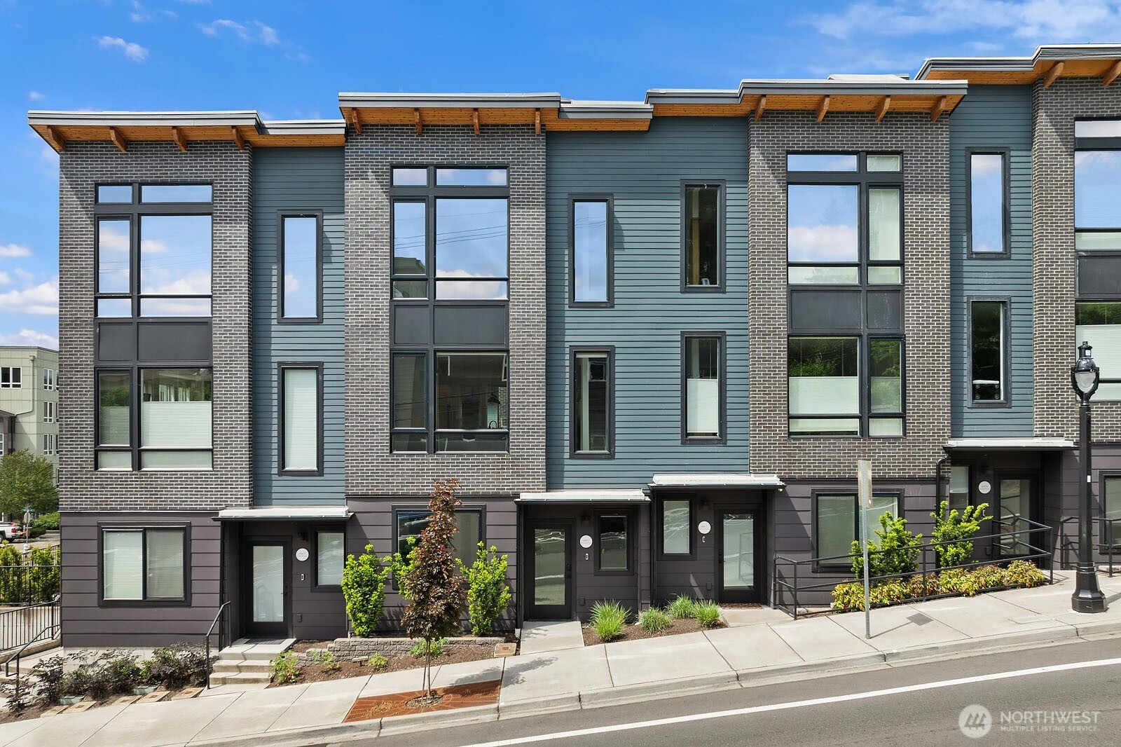 18513 104th Avenue NE Unit: D(4)