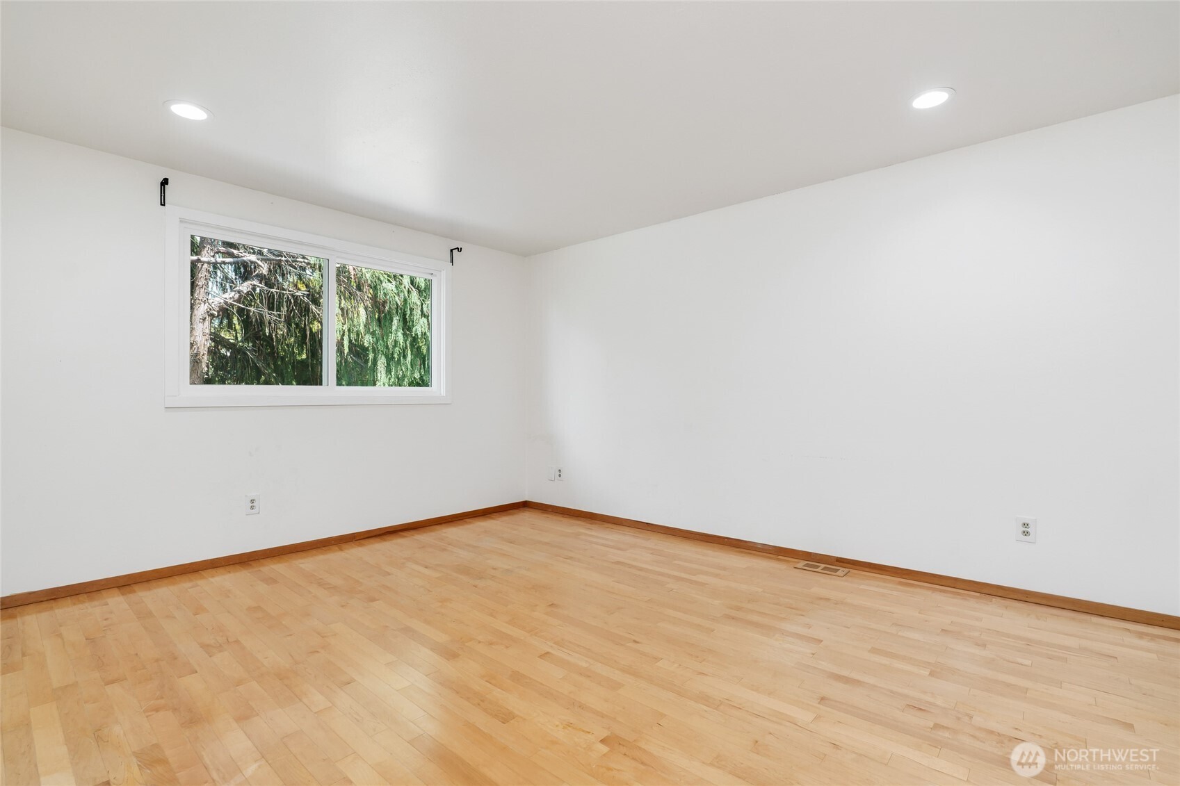 8808 NE 14th Street