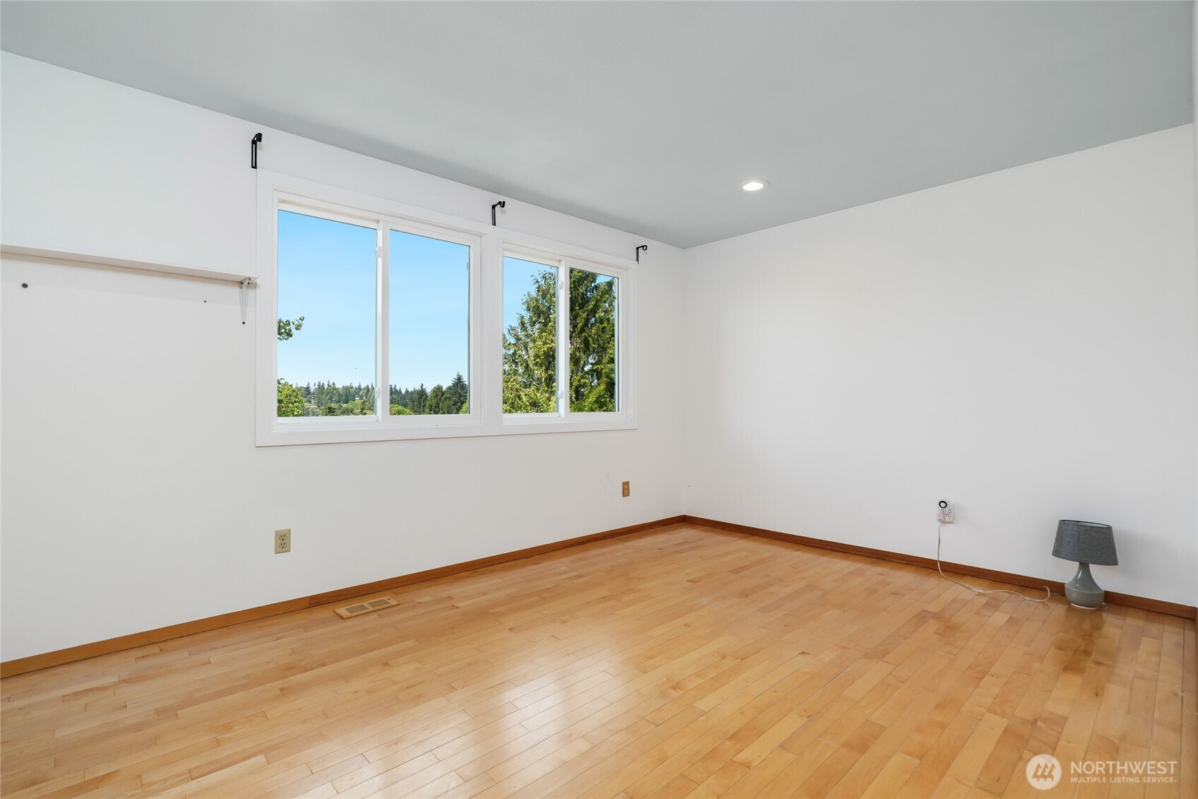 8808 NE 14th Street