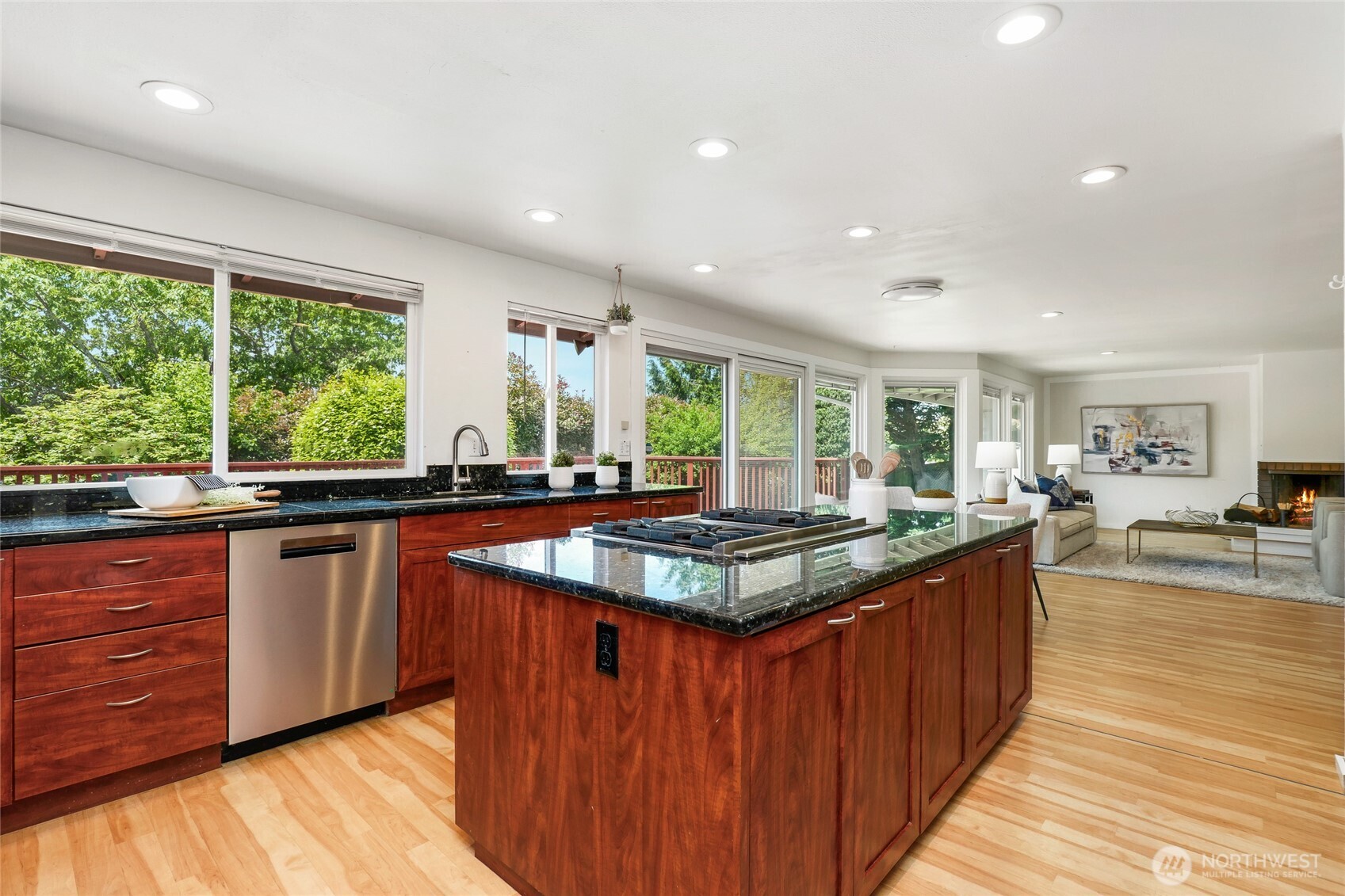 8808 NE 14th Street