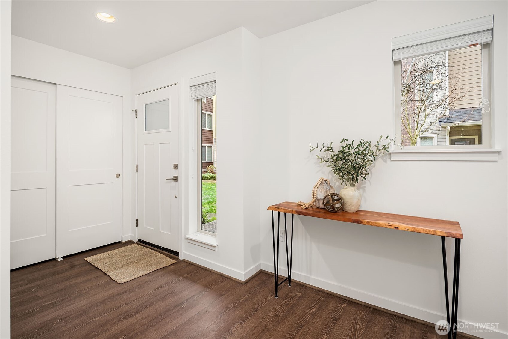 15711 NE 14th Alley