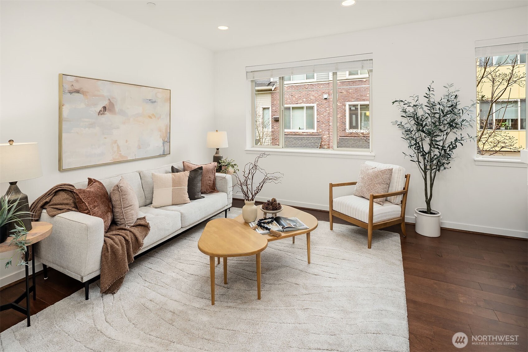 15711 NE 14th Alley