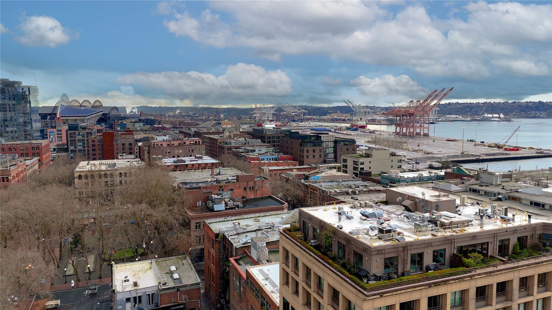 100 1st Avenue S Unit: 8