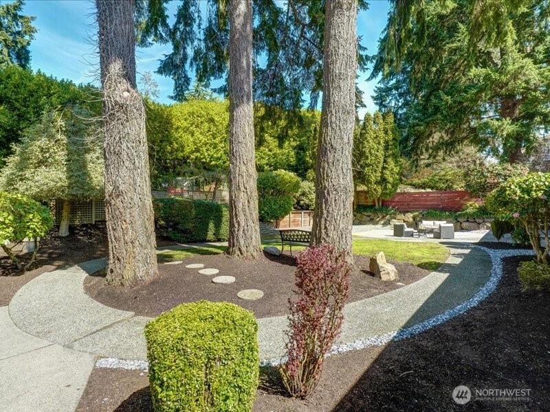 12404 SE 26th Place