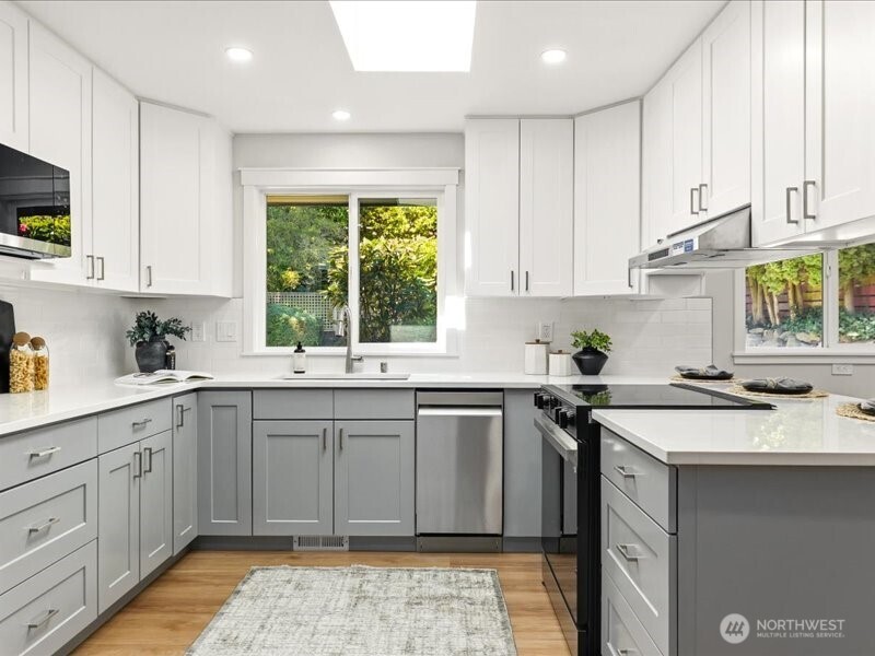 12404 SE 26th Place