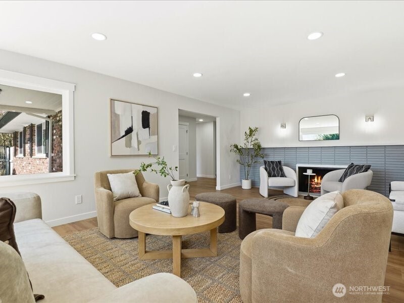12404 SE 26th Place