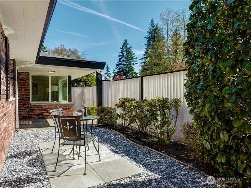 12404 SE 26th Place