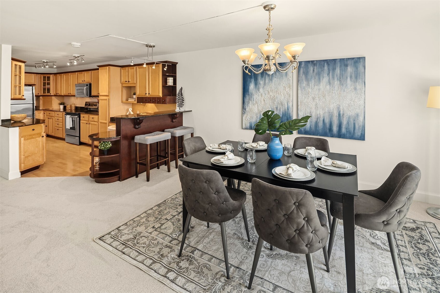 9909 NE 1st Street Unit: 104