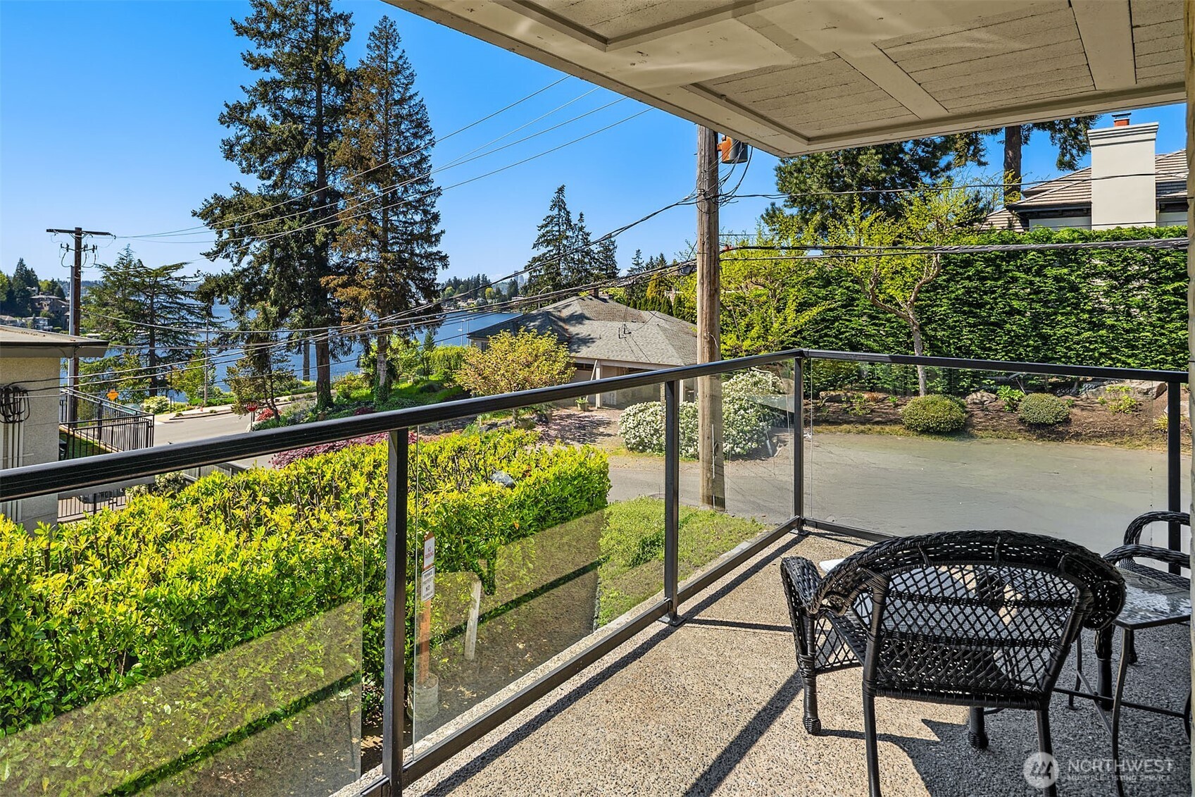 9909 NE 1st Street Unit: 104