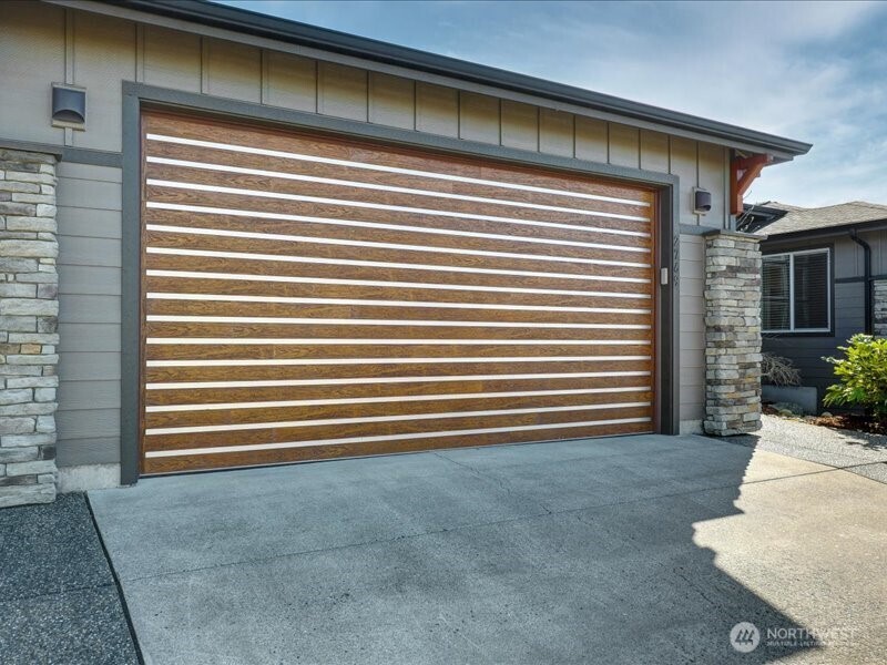 2769 Jenjar Avenue