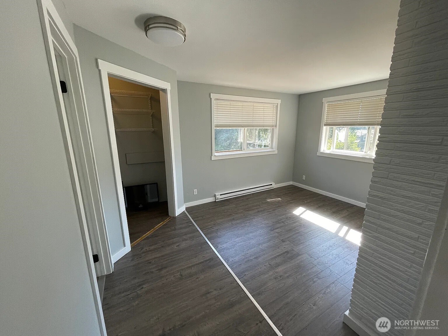 8036 & 8038 116th Avenue SE