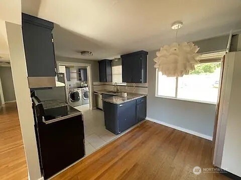 8036 & 8038 116th Avenue SE